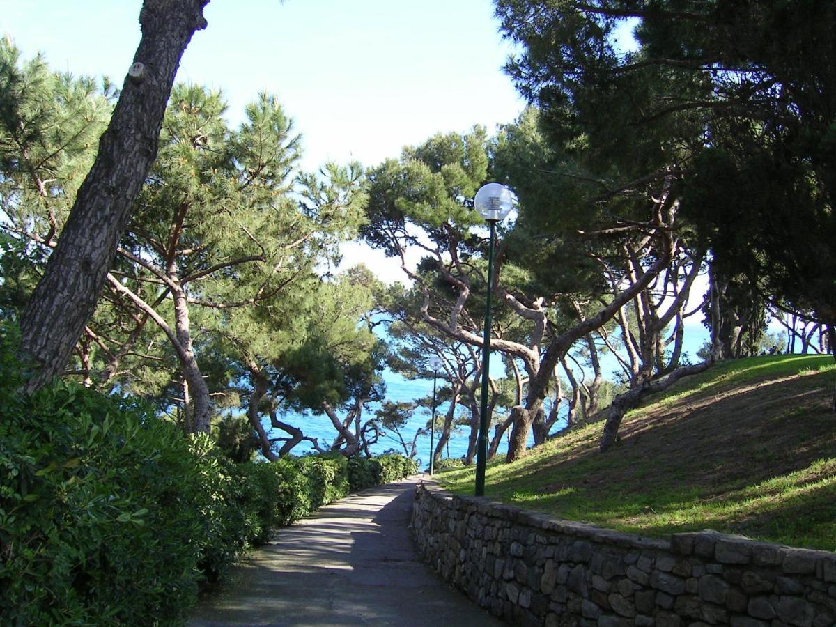 Old Town Lemon Charm Apartment Bordighera Luaran gambar